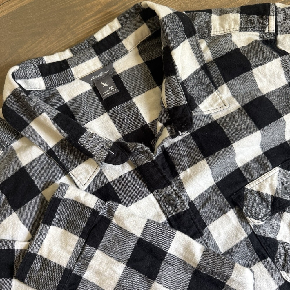Eddie Bauer Women TXL Tall Black White Plaid Flannel Long Sleeve Button Up Shirt